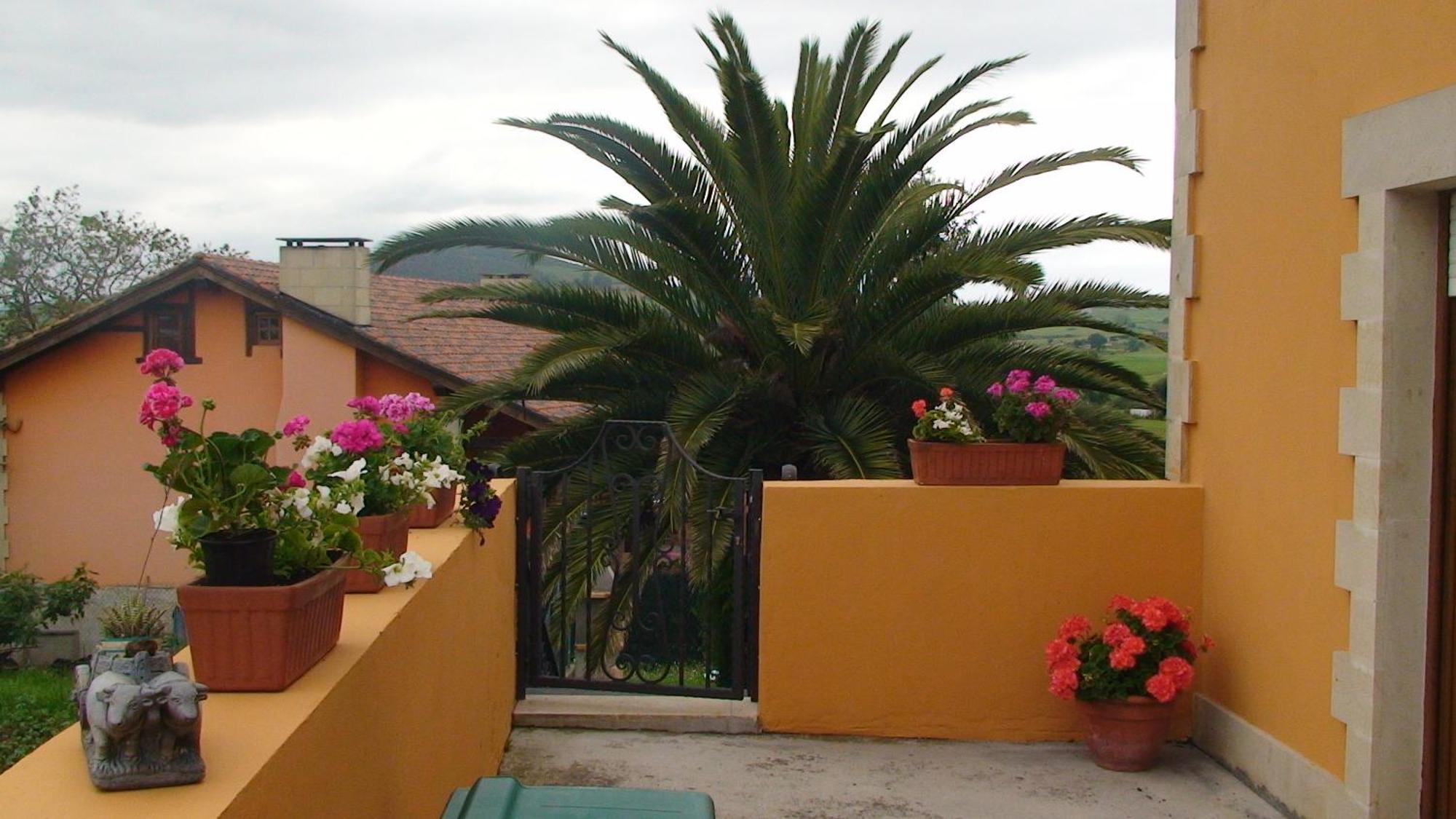 Inn Posada Las Tres Mentiras De Santillana Del Mar 3*